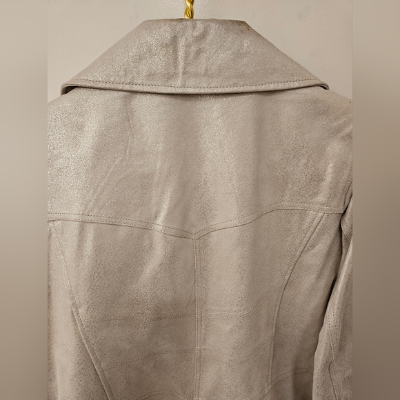 NWOT - Bradley Bayou Leather Metallic Cream Biker Jacket - Size 1X - Picture 7 of 11